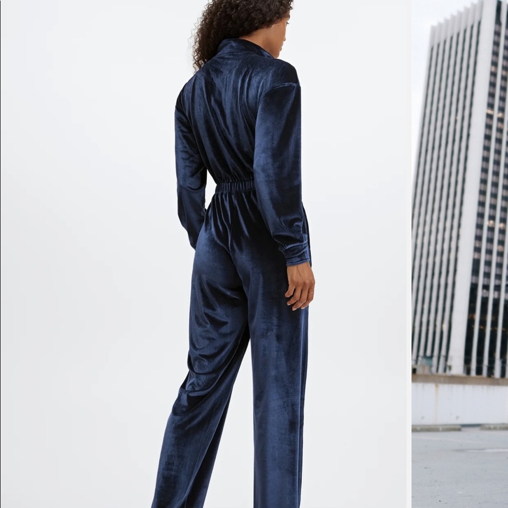 Fabletics jumpsuit - Picture 4 of 9